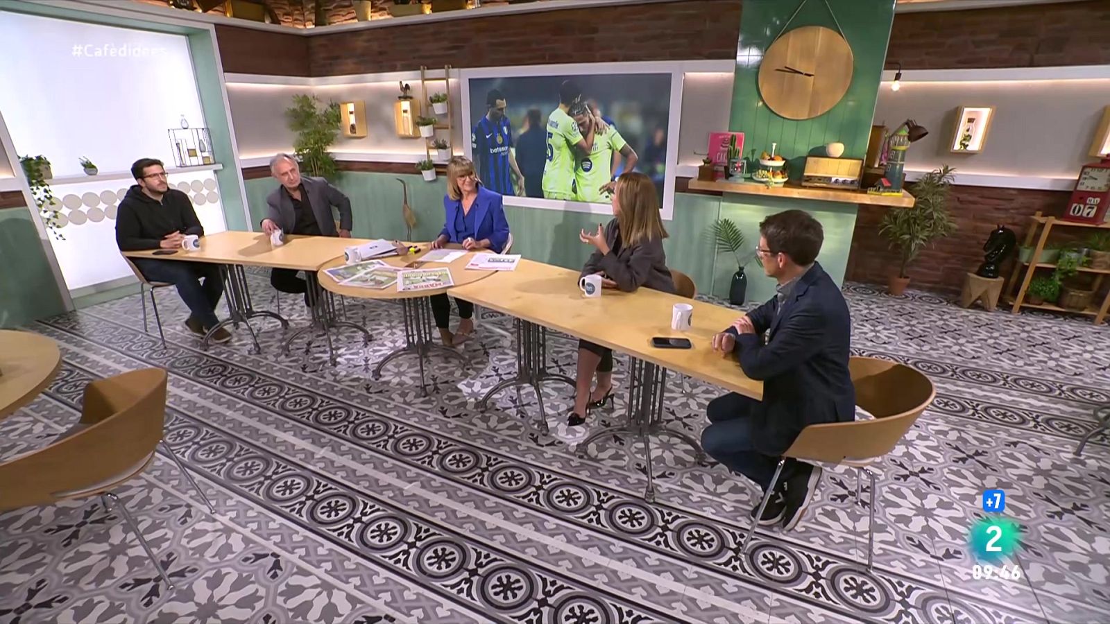 El Barça cau contra l'Inter i s'acomiada de la Champions - Cafè d'idees | Veure