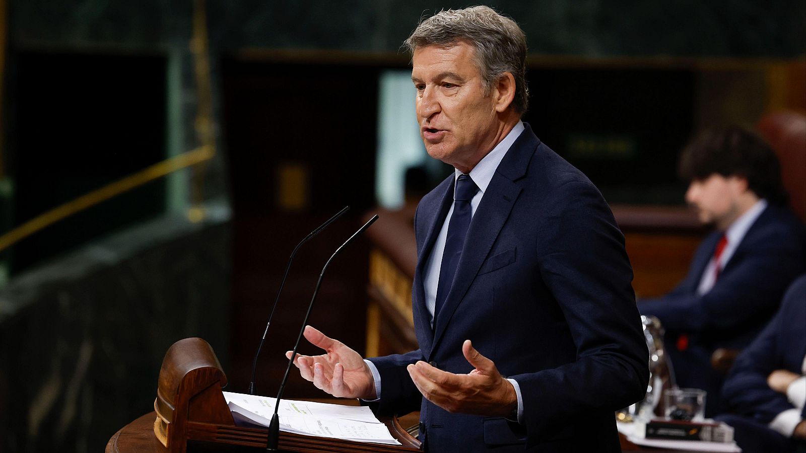 Feijóo, sobre el aumento del gasto en defensa: "Lo hará sin presupuestos y sin autorización parlamentaria" - Informativo 24h | Ver