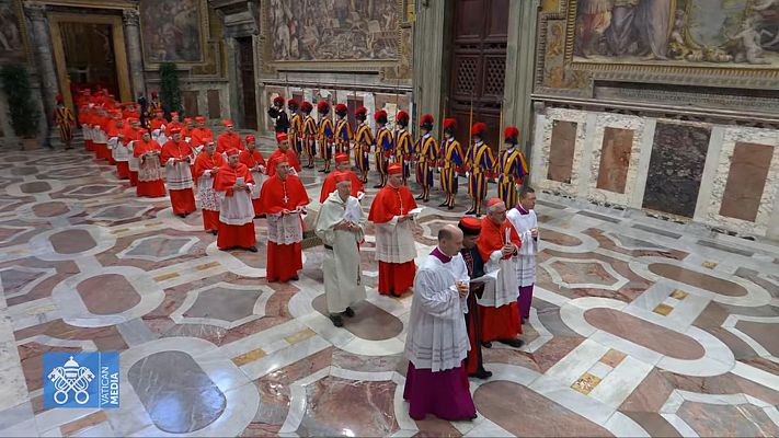 Especiales informativos - Apertura del cónclave