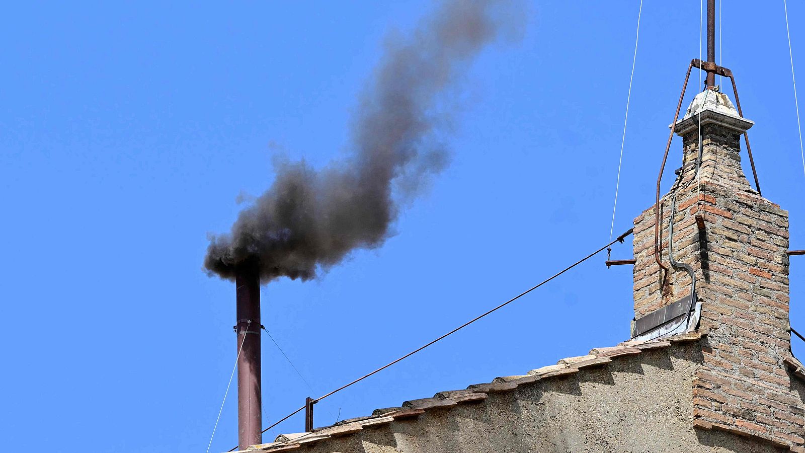 Especial Informativo - La elección del nuevo Papa, Fumata Negra - ver ahora