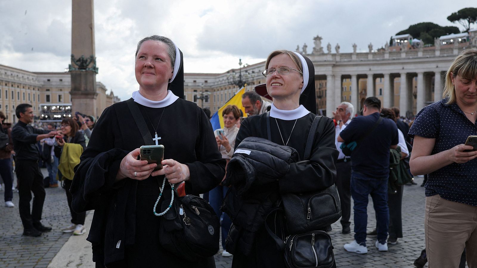 Las superioras de órdenes femeninas se reúnen en Roma - Telediario 1 | Ver