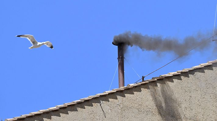 Telediario 1 - Segundo día de cónclave: la elección se extiende a la cuarta votación