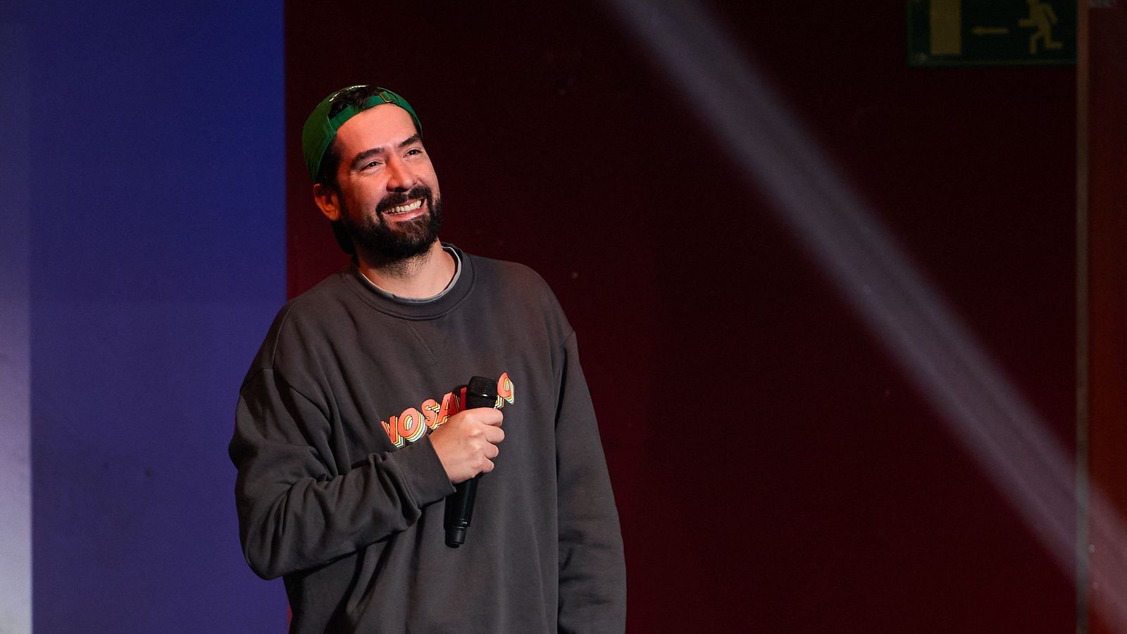 La Revuelta | Fernando, ¿qué ha pasado con el invitado? 8/5/25 - La Revuelta | Ver