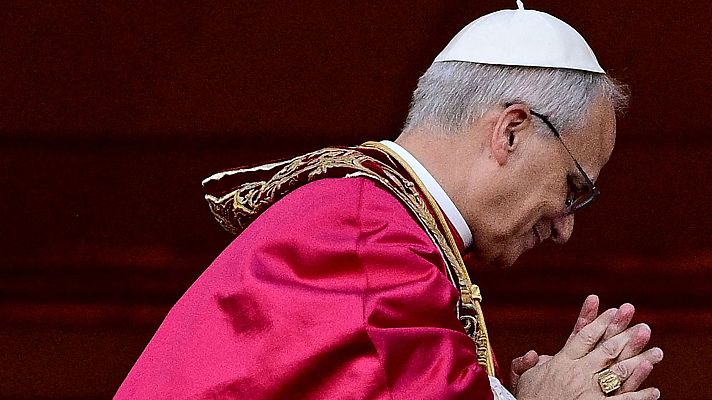 Telediario 1 - León XIV, el nuevo papa es Bob en EE.UU. y Roberto en Perú