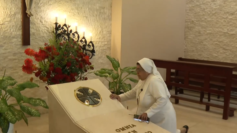 Sor Margarita, la "hermana selfi" amiga del nuevo papa León XIV | Ver