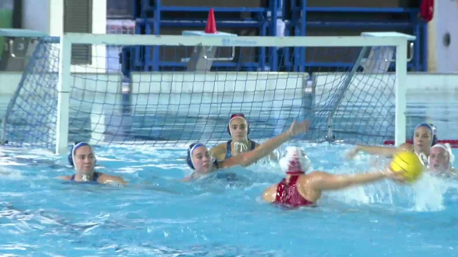Waterpolo - Liga Iberdrola. Play off semifinal 2º partido: CN Terrasa - CN Sant Andreu - ver ahora