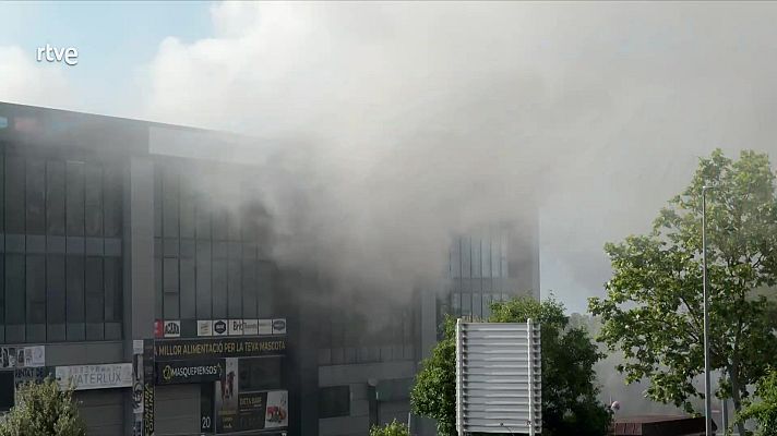 Telediario en lengua de signos - Telediario - 15 horas - 10/05/25 - Lengua de signos