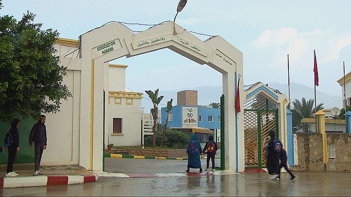 Pueblo de Dios - Bailando bajo la lluvia de Tetuán