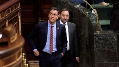 Unos 'whatsapps' privados entre Sánchez y Ábalos revelan las malas relaciones con algunos 'barones' socialistas