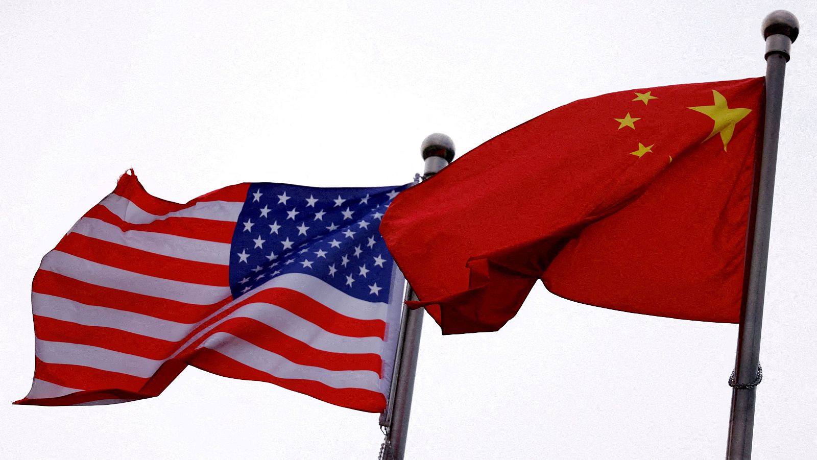 Acuerdo entre EE.UU. y China para reducir sus aranceles recíprocos - Telediario 1 | Ver