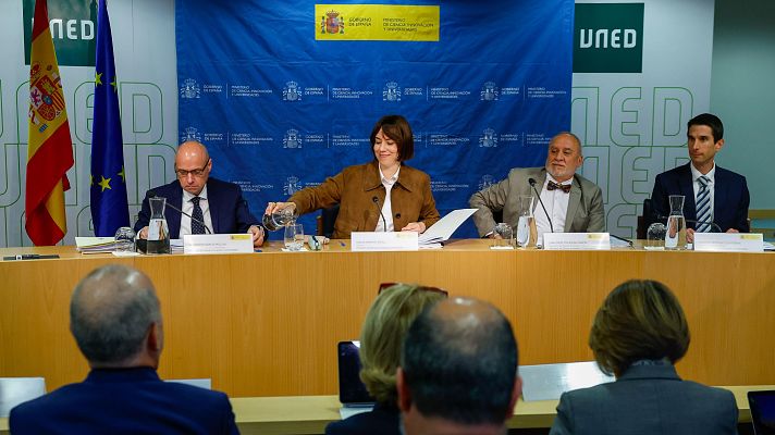 Telediario 2 - Las universidades públicas y privadas apoyan el grueso del decreto del Gobierno