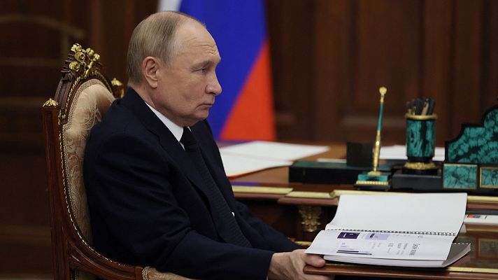 Telediario 2 - El Kremlin evita responder a un cara a cara con Zelenski en Turquía y rechaza la tregua de 30 días