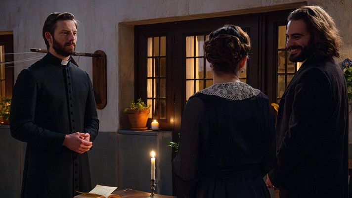 La Promesa: Leocadia irrumpe en la boda de Catalina y Adriano