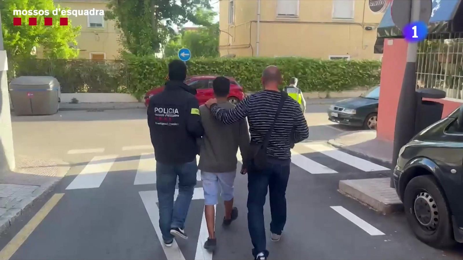 La Generalitat revisa el cas d’una menor de 12 anys sota la guarda de la DGAIA víctima d'una xarxa de pederàstia - L'Informatiu | Ver