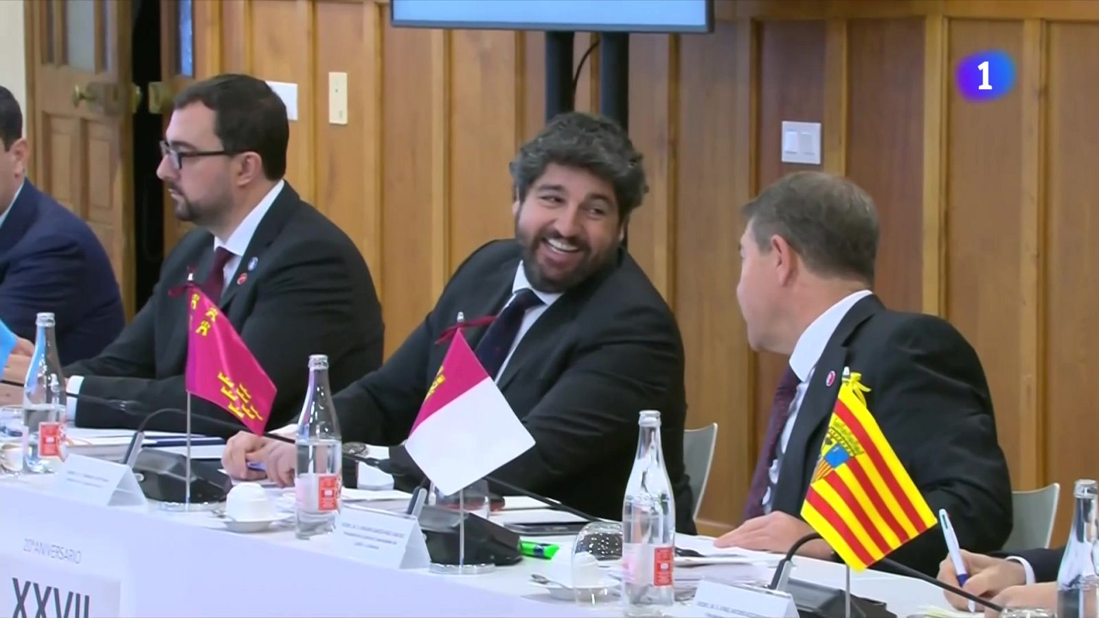 Sánchez convoca la Conferència de Presidents a Barcelona el 6 de juny - L'Informatiu | Veure