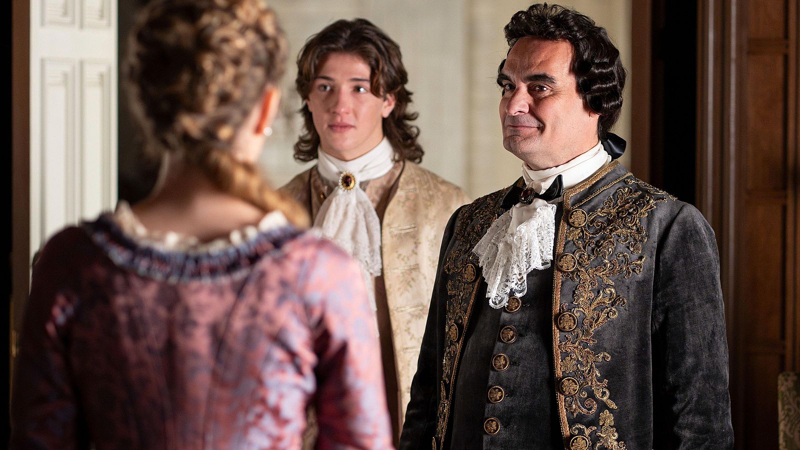 Valle Salvaje - Don Hernando llega con Leonardo - Valle Salvaje | Ver