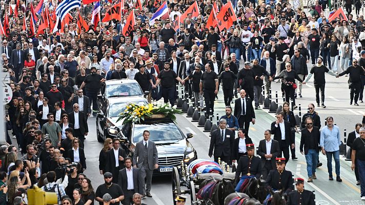 Telediario 2 - Uruguay despide a Mujica con un cortejo fúnebre y un extenso velatorio