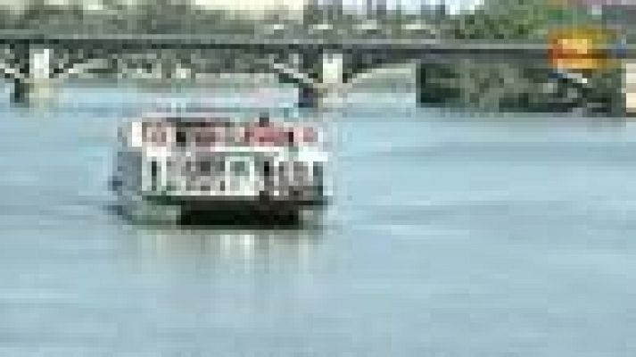  - Chloe pone la música en el Mundial de Balonmano de España 2013