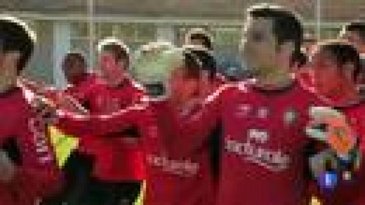 Telediario 1 - Osasuna presenta tres fichajes de peso