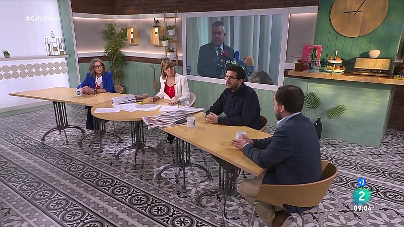 Gemma Nierga entrevista el conseller de Poltica Lingstica. Fem la prvia del festival de la can. I parlem amb Xavi Campos del CEESC