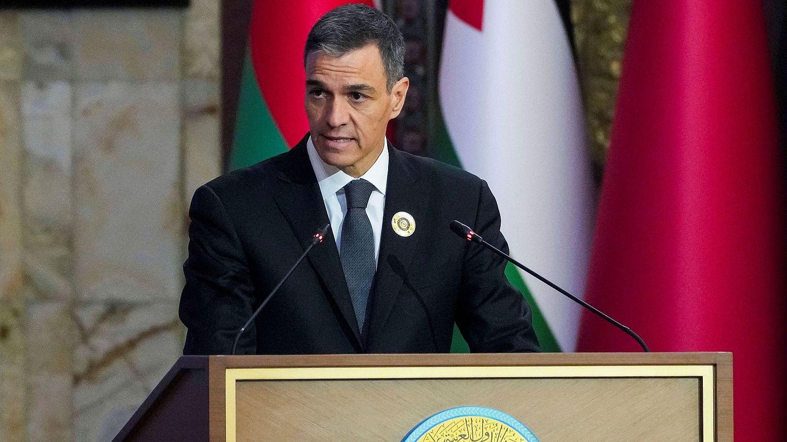 Sánchez pide presionar a Israel para detener la "masacre" en Gaza