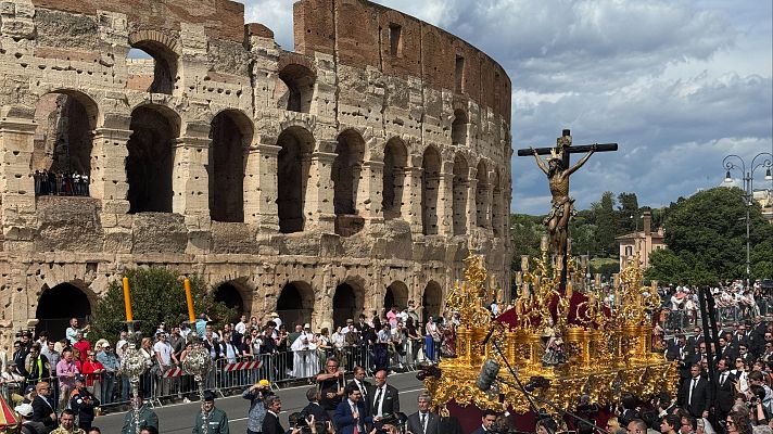 Telediario Fin de Semana - Las cofradías españolas conquistan el corazón de Roma durante la Gran Procesión del Jubileo