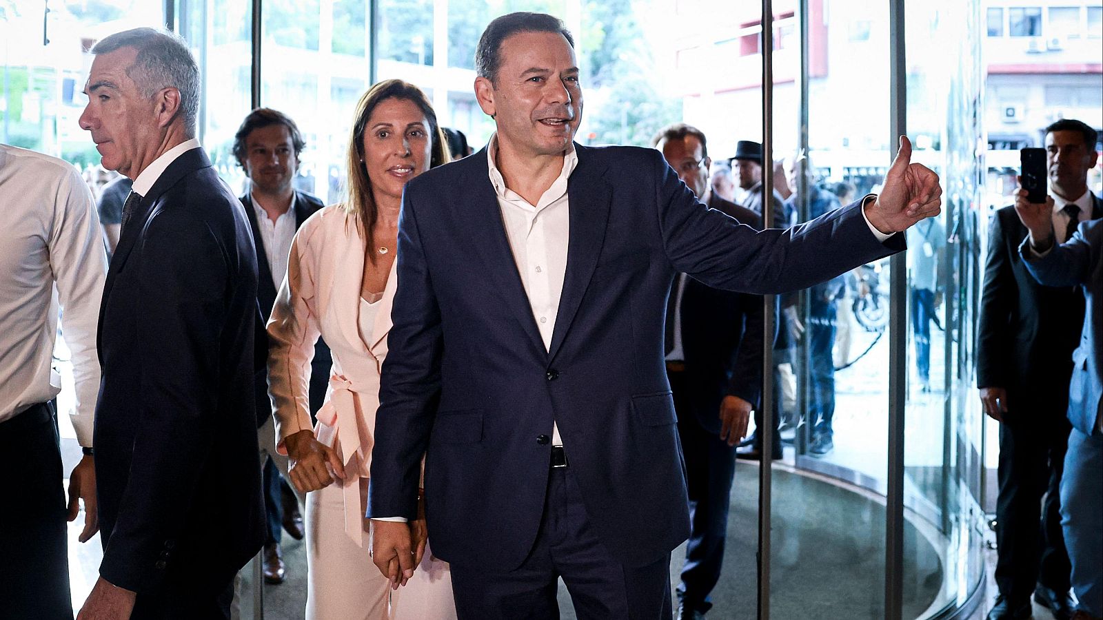 Montenegro gana las elecciones en Portugal, según los sondeos - Telediario Fin de Semana | Ver