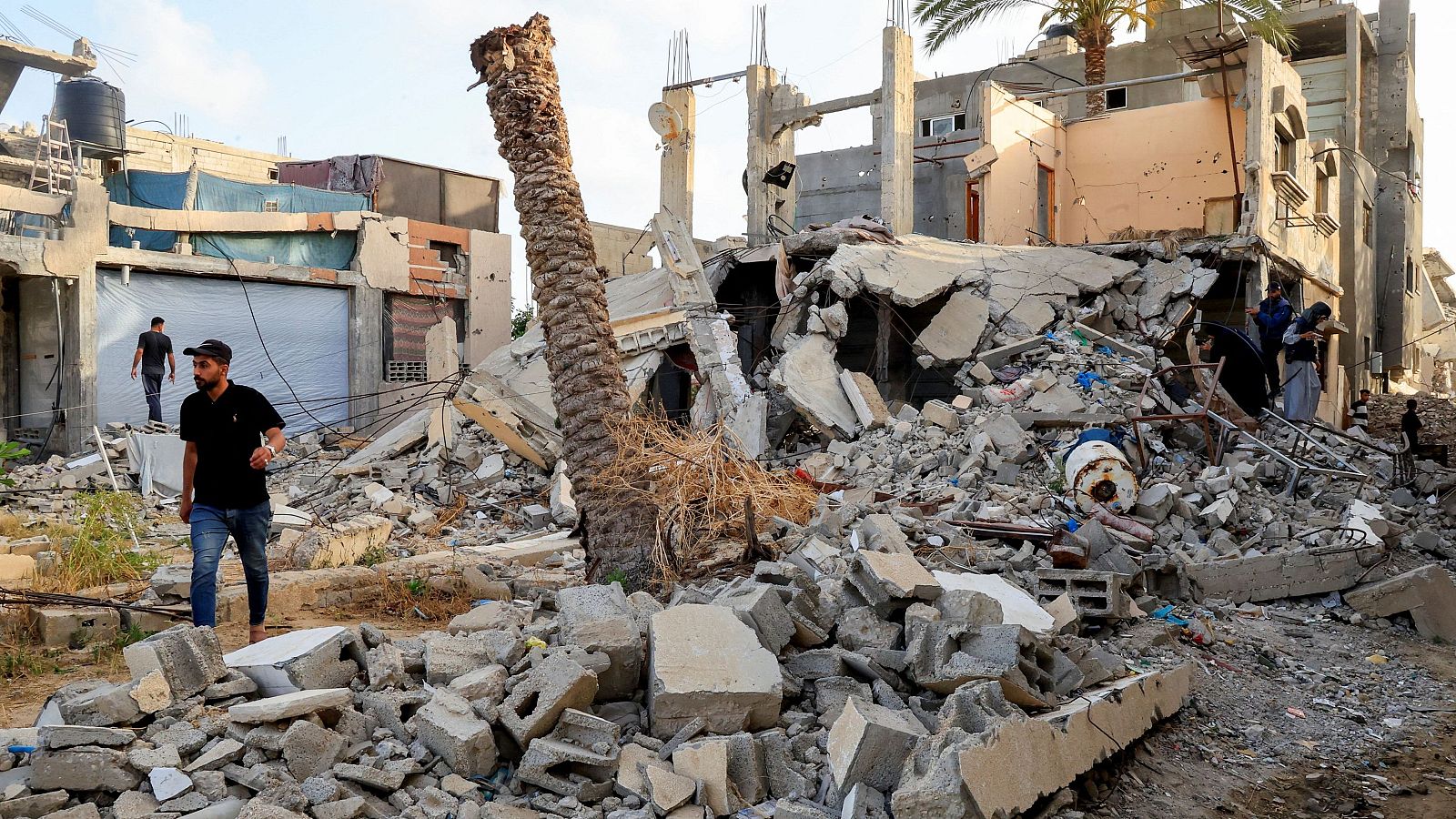 Israel manda evacuar Jan Yunis y planea "tomar el control de toda Gaza" | Ver