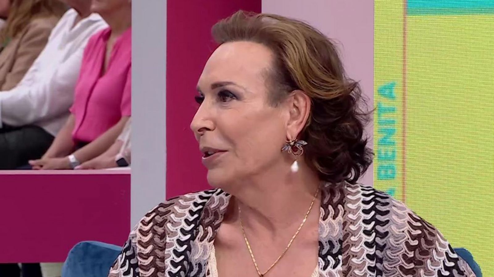 La Familia de la Tele - Benita se rompe en 'La Familia de la Tele'