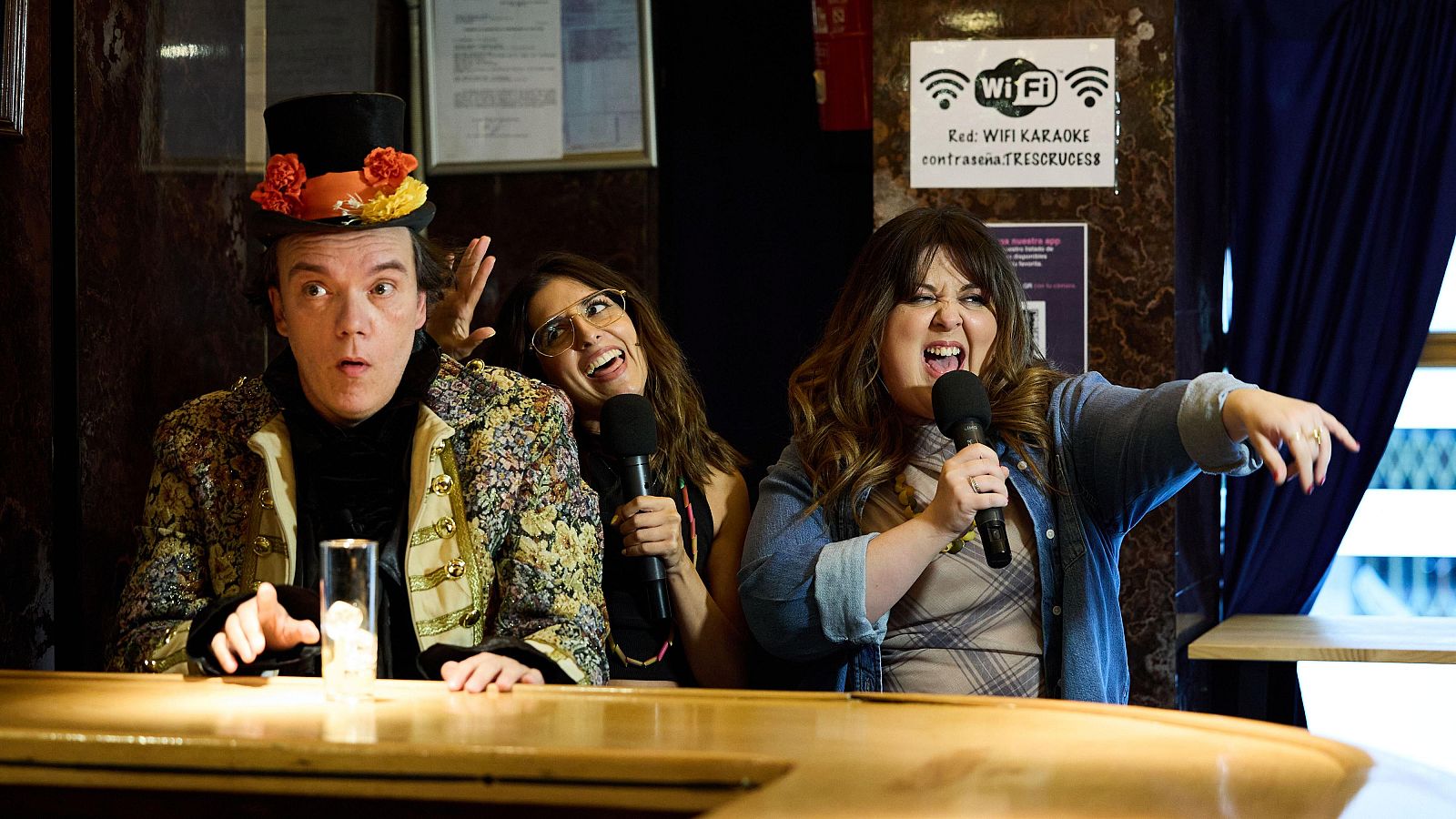 La Revuelta | Lalachus y Saray se van de karaoke 20/5/25 - La Revuelta | Ver