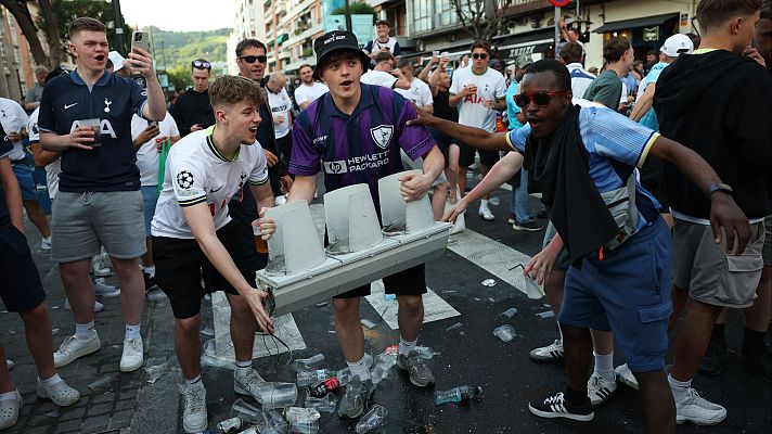 Los Deportes de La1 - Aficionados británicos provocan altercados y actos vandálicos en San Sebastián y Bilbao