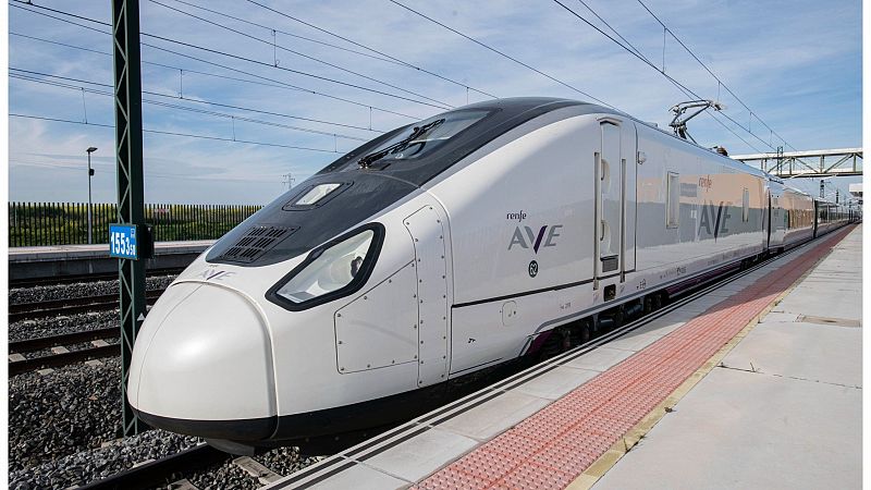 Renfe reducirá la franja horaria en las paradas intermedias de la línea Madrid - Galicia