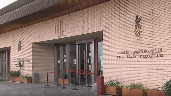 Telediario 1 - Un tribunal considera "fraudulento"  el intento de cambio de sexo de un presunto maltratador