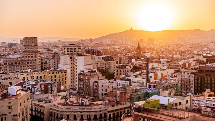 La tarde en 24h - El PSOE registra una ley para subir el IVA de los pisos turísticos al 21%