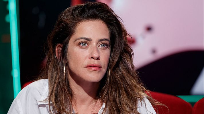 Atención obras - Entrevista a María León