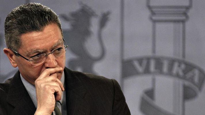 Telediario 1 - Anteproyecto ley justicia gratuita