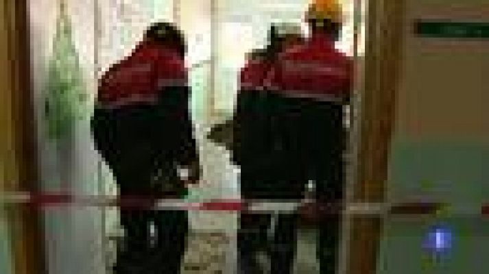 Telediario 1 - Derrumbe del suelo en un colegio