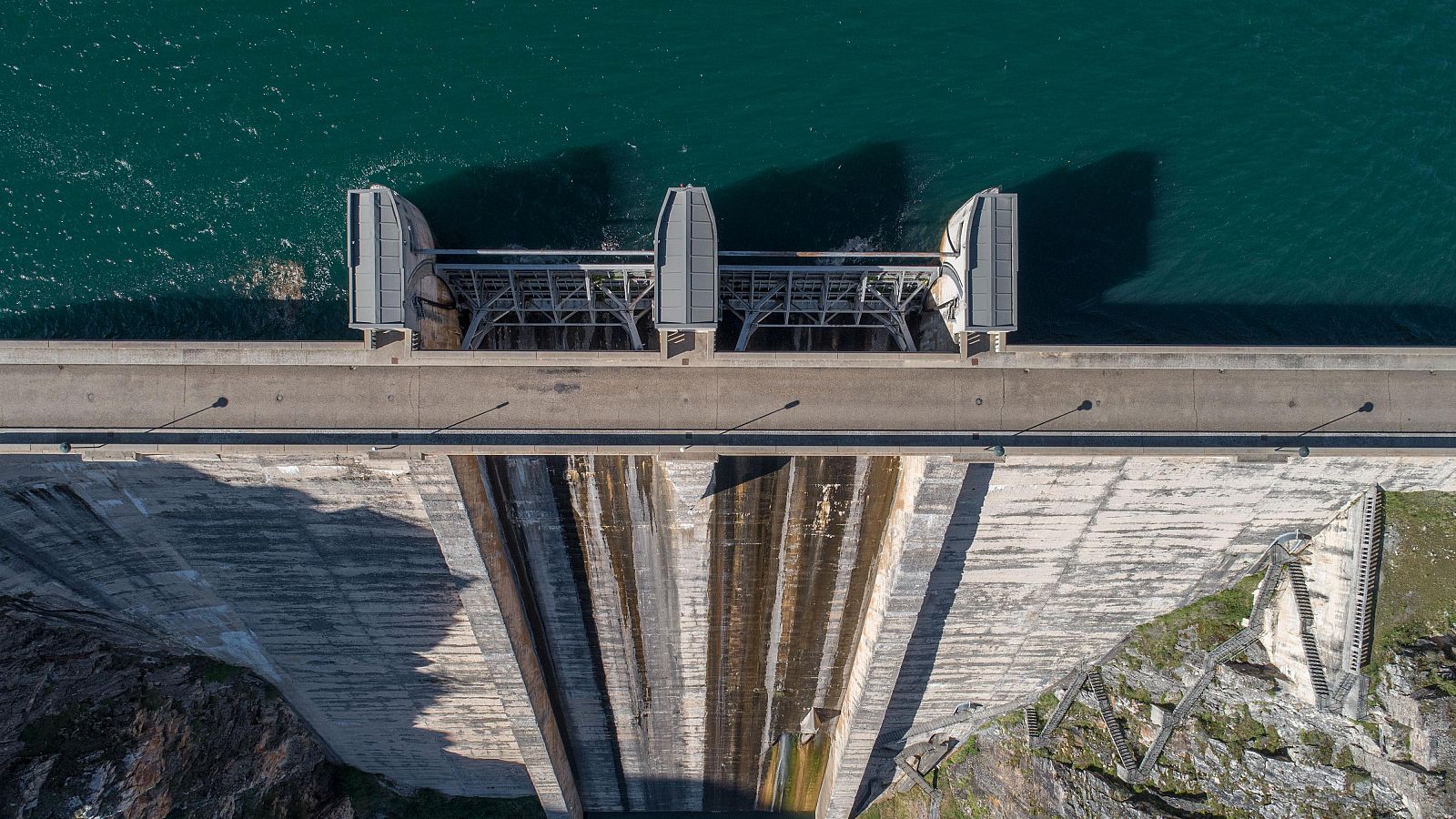 Las centrales hidroeléctricas, claves tras el apagón | Ver