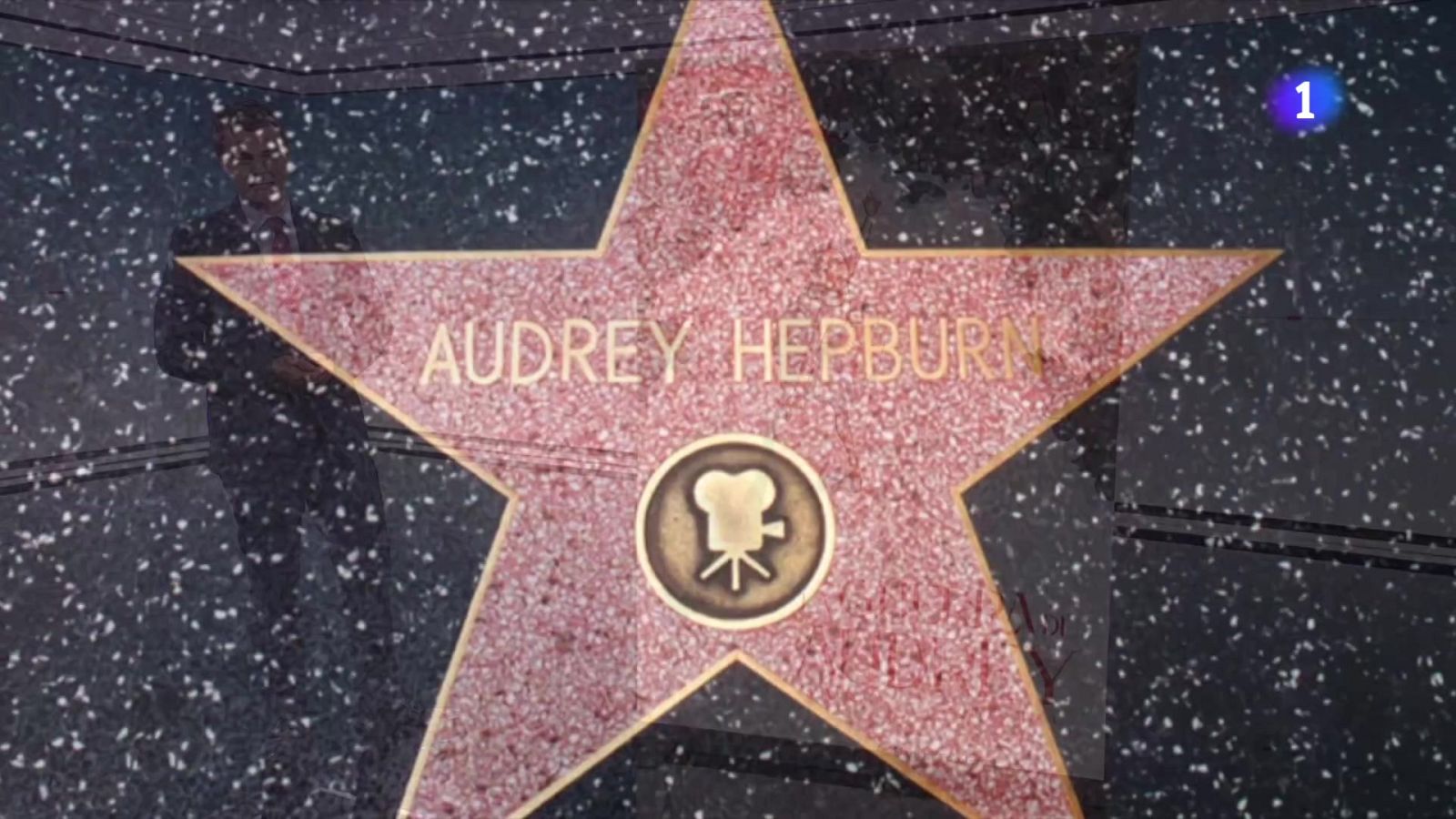 Audrey Hepburn en viñetas | Ver