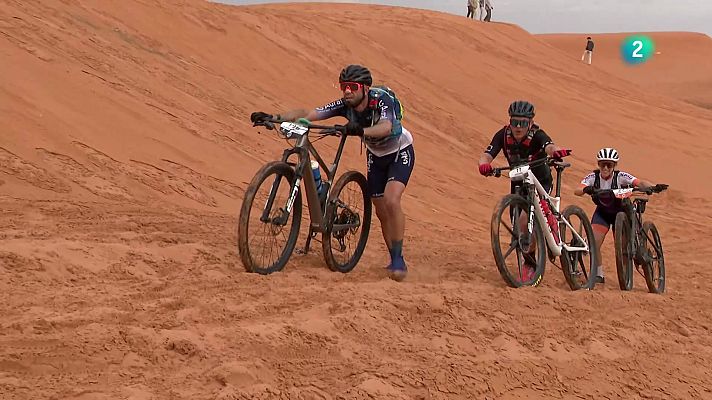 En lengua de signos - Juanma Glez. Valiente en la Skoda Titan Desert