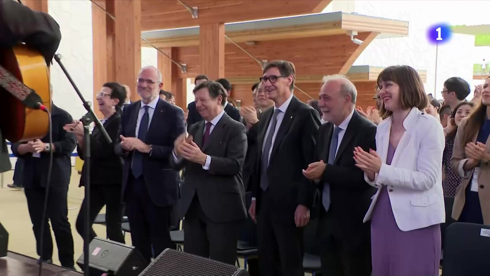 Salvador Illa inaugura la Setmana Catalana a la l'Exposició Universal d'Osaka - L'Informatiu | Veure