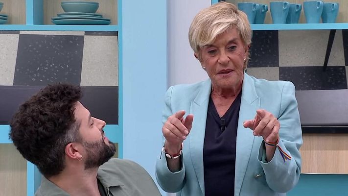 La familia de la tele - El quinteto de Chelo García-Cortés, Bárbara Rey y José Manuel Parada