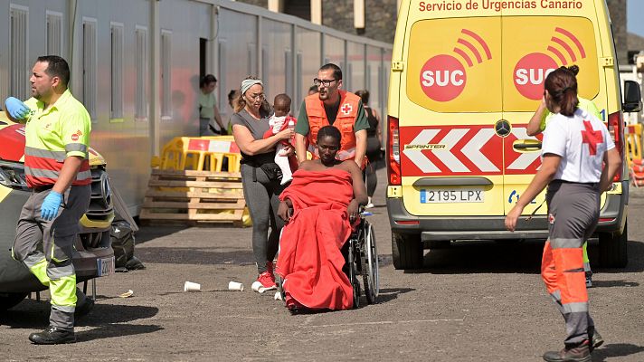 Telediario 1 - Los sanitarios que atendieron al cayuco de El Hierro se derrumban