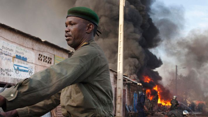 Telediario 1 - Mali lanza una ofensiva apoyada por Francia contra los rebeldes salafistas