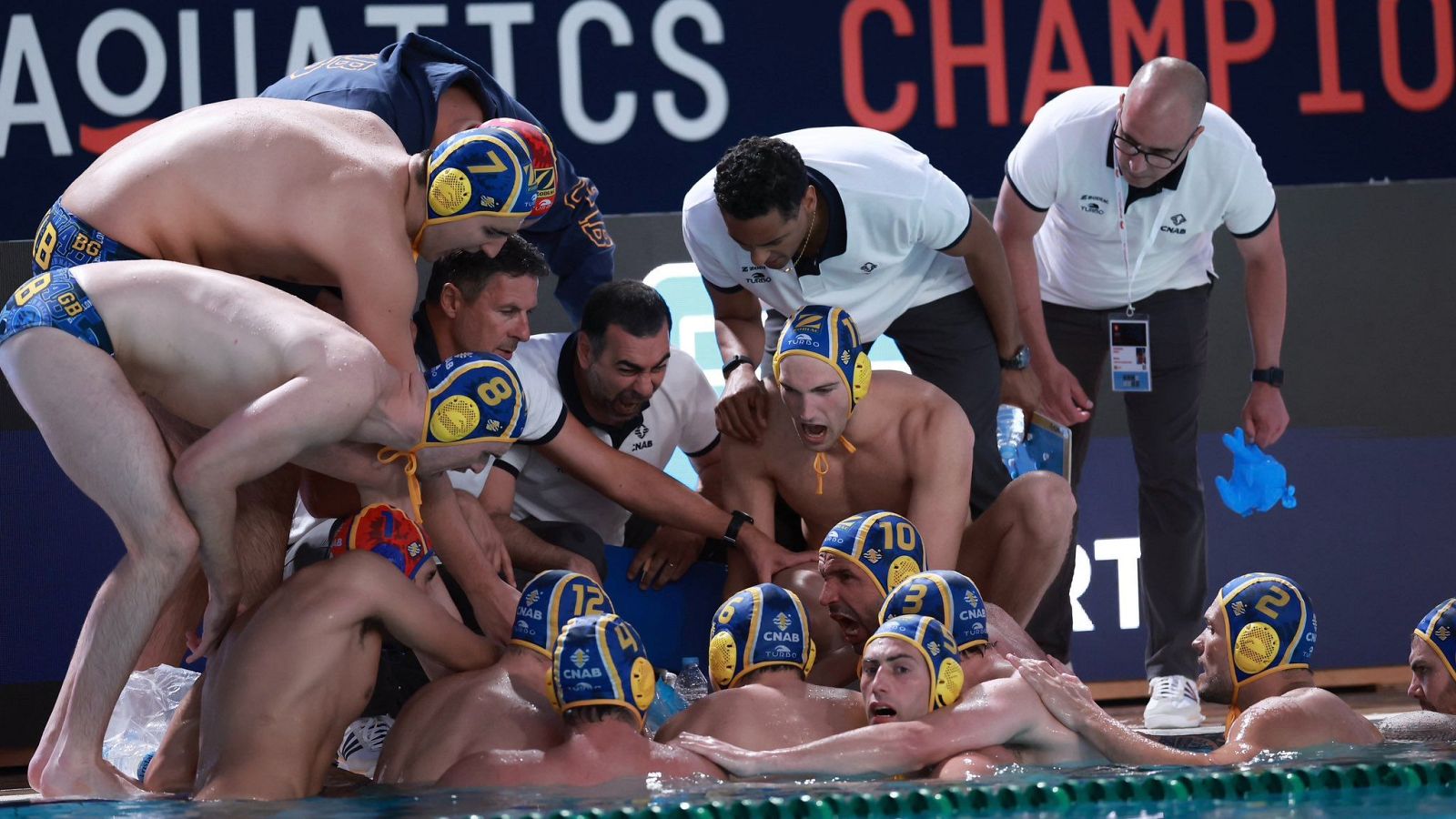 Barceloneta cae en semifinales de la Champions de waterpolo - Waterpolo | Ver
