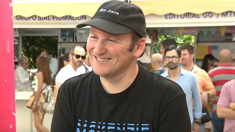 Blue Jeans impulsa al público joven de la Feria del Libro - Fin de semana 24h | Ver