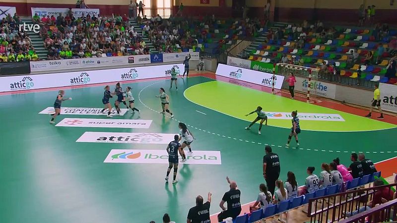 Balonmano - Liga Guerreras Iberdrola. Play Off Final 2 Partido:  Atticgo BM Elche - Super Amara Bera Bera - ver ahora