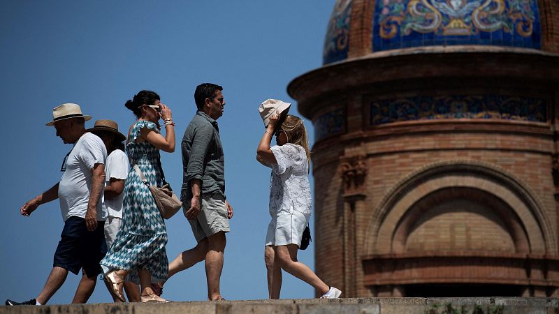 Junio comienza con aviso por calor y tormentas en once comunidades - Fin de semana 24h | Ver