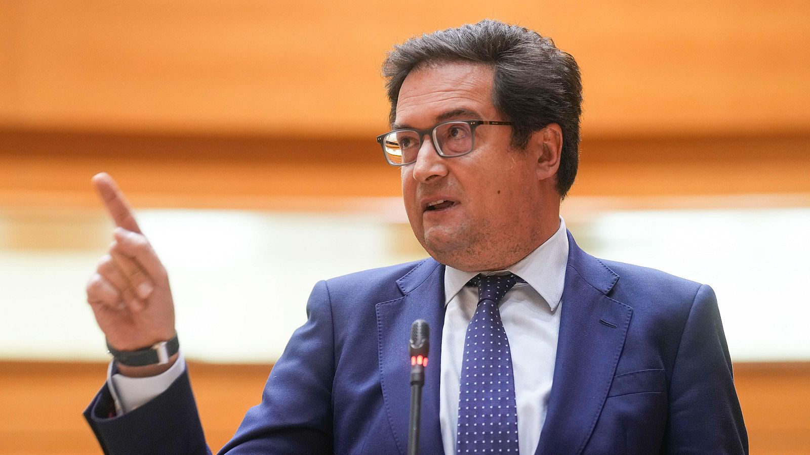 Óscar López: "La amnistía ha normalizado la situación en Cataluña" - La hora de La 1 | Ver