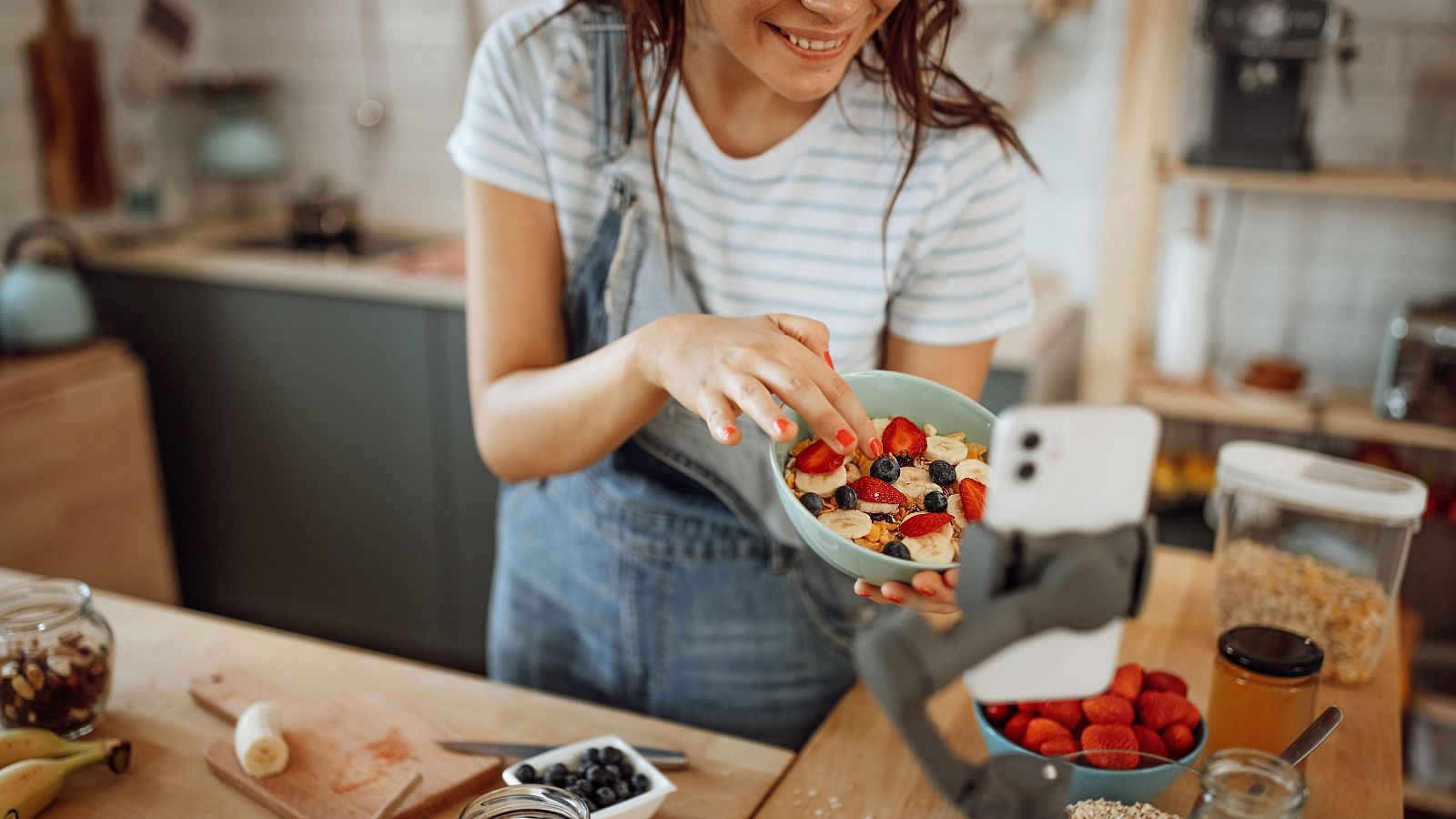 Las redes se vuelcan con la operación bikini 2.0 | Ver